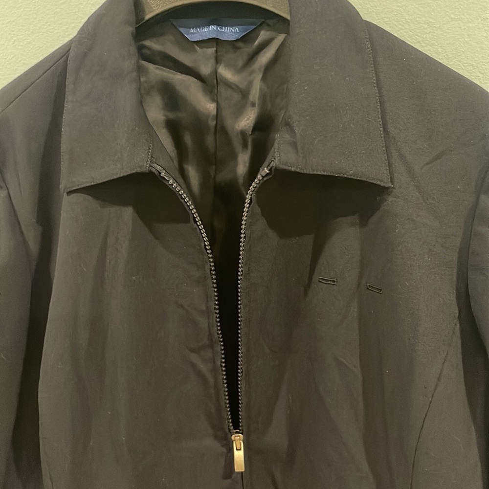 Black jacket - Picture 2 of 5